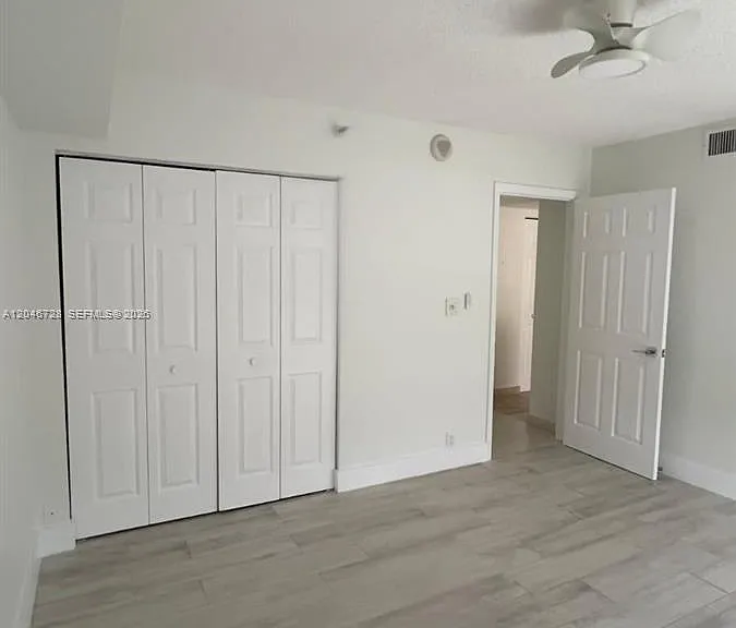 3530 Mystic Pointe Dr #405 — Photo 9
