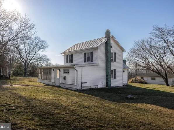 883 Walkers Chapel Ln, Mount Jackson, VA 22842