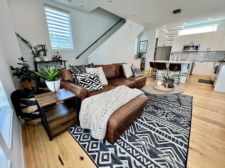 2609A SW Adams St — Photo 9