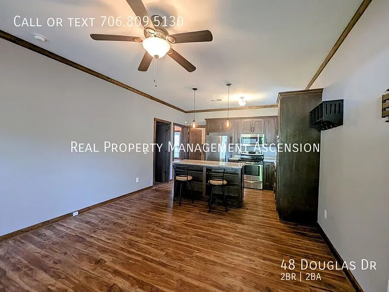 48 Douglas Dr — Photo 4