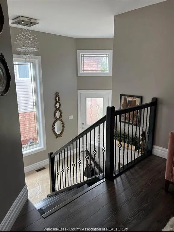 3 bed, $2,700 — Photo 3