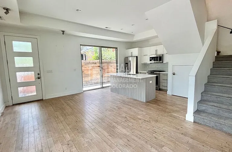 4039 N Tejon St — Photo 2