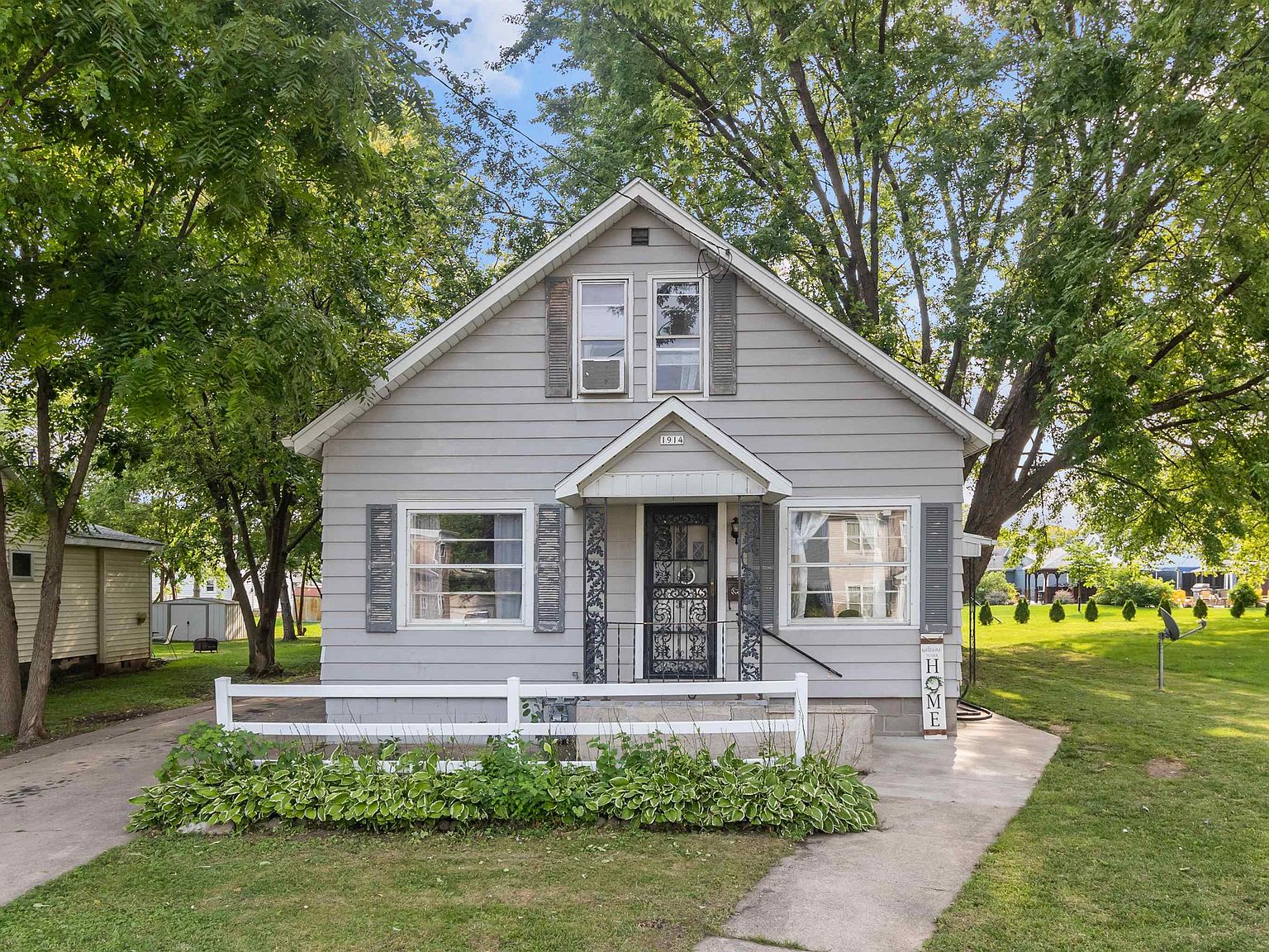 1914 N Main St, Oshkosh, WI 54901 MLS 50280306 Zillow