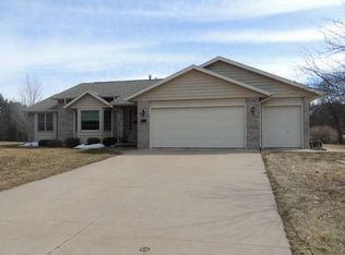 414 E 9th Ave, Antigo, WI 54409