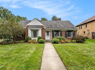 2430 Foster Ave NE, Grand Rapids, MI 49505