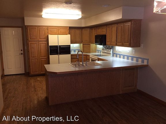 4th image of 4616 23rd St Unit 7
