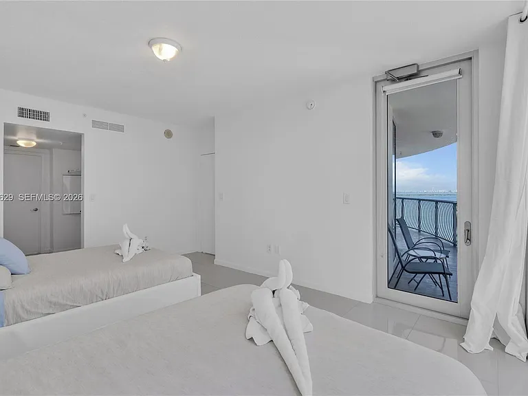 1750 N Bayshore Dr #1602 — Photo 17