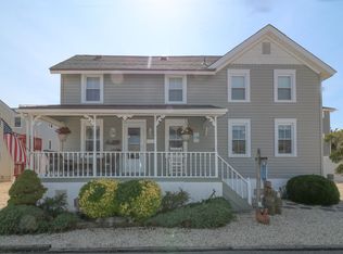 8 W Osborn Ave, Beach Haven, NJ 08008