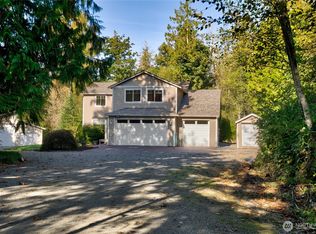 7654 Renic Dr, Sedro Woolley, WA 98284