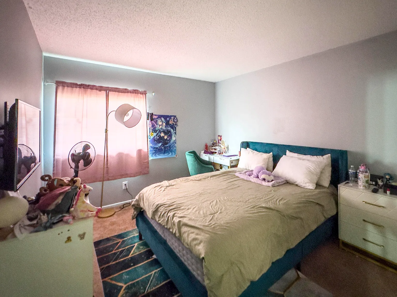 3 bed, 2.5 bath, 1232 sqft, $2,750 — Photo 3