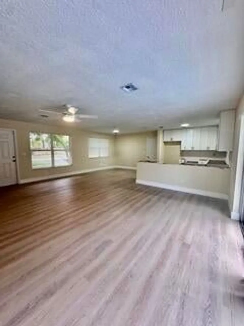 3112 SE 1ST Place, Boynton Beach, FL 33435 - 8215 — Photo 3