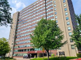 120 Duke St #202, Hamilton, ON L8P 4T1