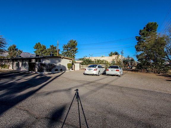 3rd image of 3423 E Flower St