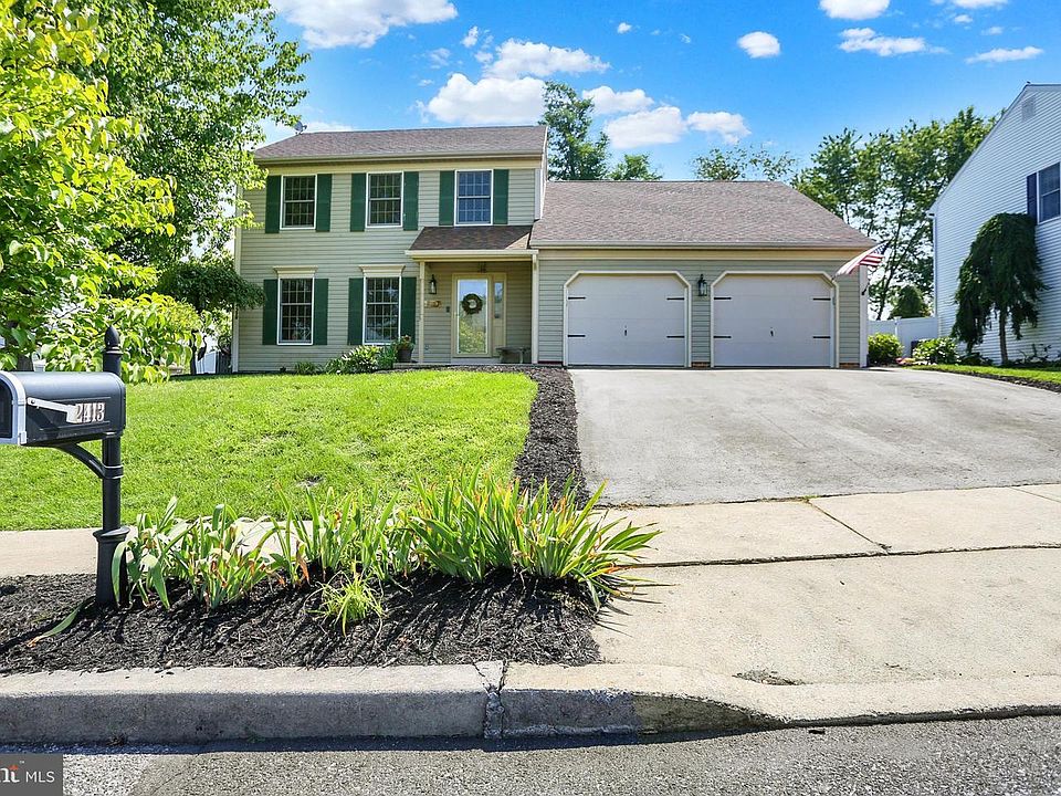 1st image of 2413 Wicklow Dr