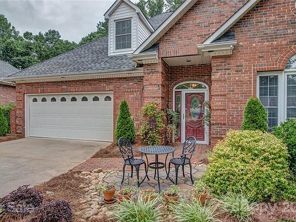 3rd image of 3671 Bryantcole Way