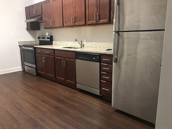 4th image of 747 Grand St APT 408