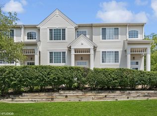 2396 Oakfield Ct, Aurora, IL 60503
