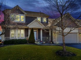 765 Red Barn Ln, Elgin, IL 60124