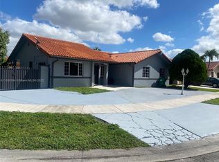 1085 NW 128th Ct, Miami, FL 33182