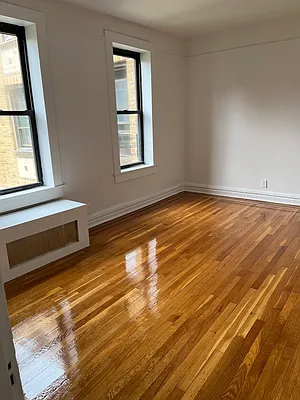 Rented by Winzone Realty Inc | media 7