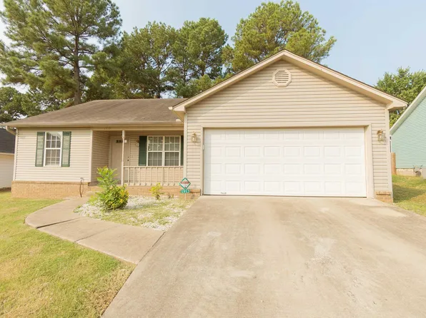 1913 Pine Cir, Bryant, AR 72022