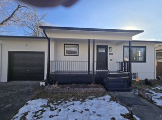 109 E Caramillo St, Colorado Springs, CO 80907