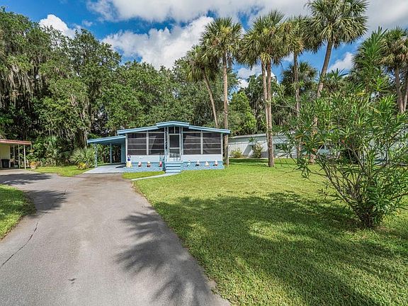 3rd image of 10 Cocos Plumosa Dr #C