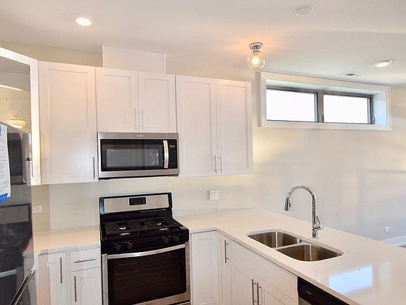 2nd image of 2643 W Lawrence Ave #2