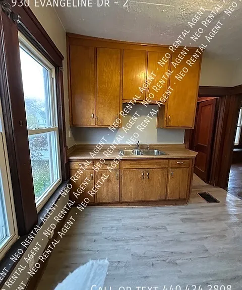 930 Evangeline Rd #2 — Photo 3