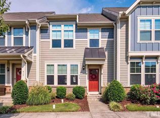 919 Ambergate Sta, Apex, NC 27502
