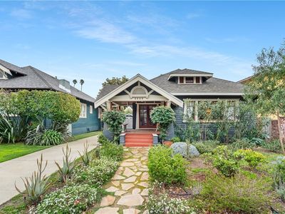 2136 W 28th St, Los Angeles, CA, 90018
