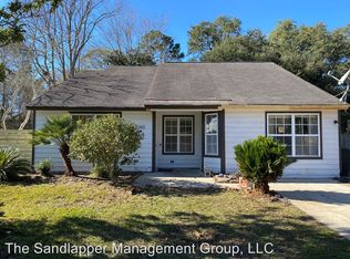 1065 Oakcrest Dr, Charleston, SC 29412