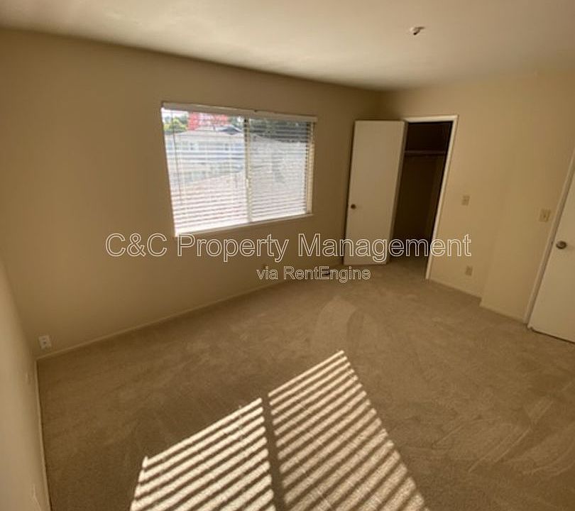 1st image of 1864 Roca Ct