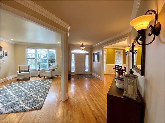 5th image of 6520 Harbour Pointe Dr