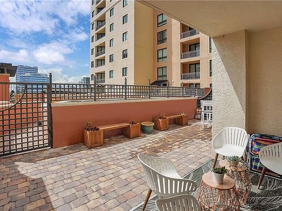 5th image of 110 N Federal Hwy APT 513