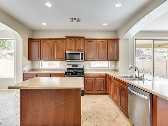 2nd image of 6017 W Spur Dr