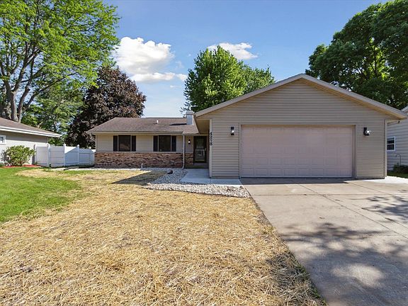 4th image of 4218 Skyview Dr