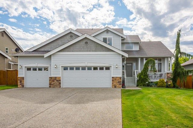 1st image of 28306 71st Dr NW