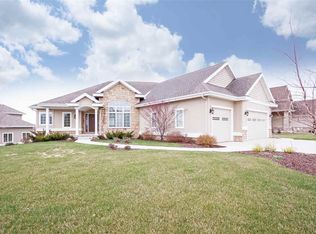 1520 Blue Ridge Trl, Waunakee, WI 53597