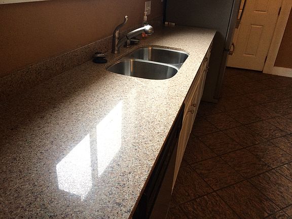 2nd image of 2524 Magnolia St