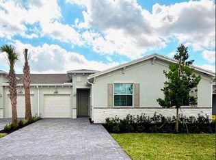 5610 Divine Dr, Delray Beach, FL 33484