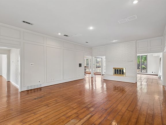 3rd image of 4 Eastshore Rd