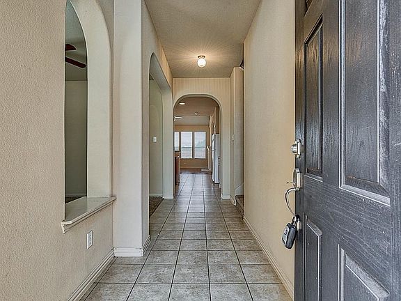 2nd image of 7205 Petersburg Dr