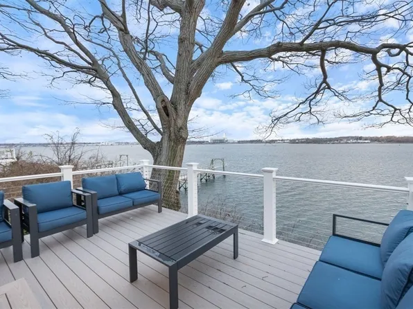 69 Naugus Ave, Marblehead, MA 01945