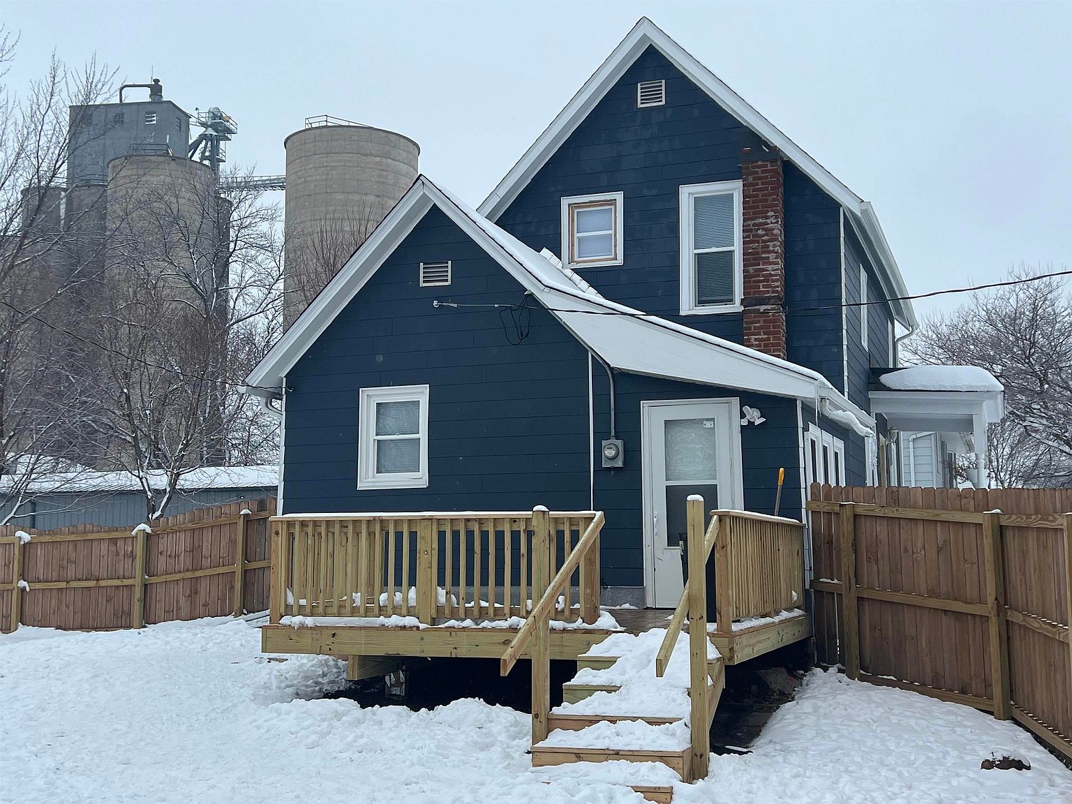 234 E Monroe St, Winthrop, IA 50682 Zillow