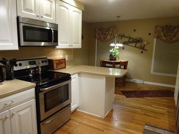 4th image of 5407 Country Hills Ln