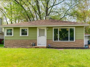 3005 Thrush Ln, Rolling Meadows, IL 60008