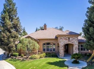 9702 Fitzgerald Dr, Bakersfield, CA 93311