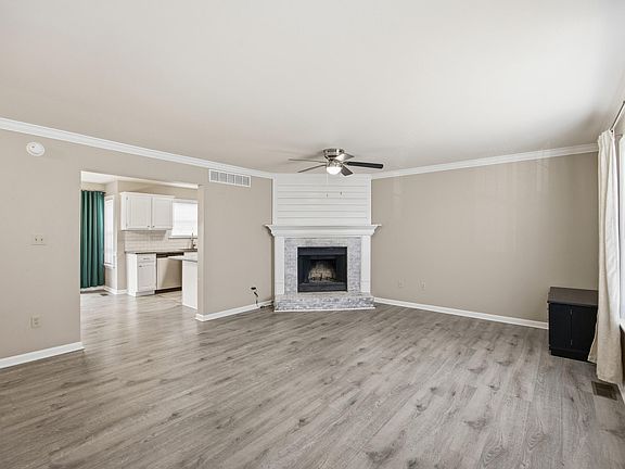 4th image of 1189 Ashford Ln