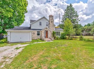 1820 S Little Harbor Rd, Manistique, MI 49854